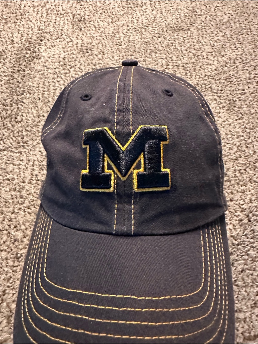 Vintage Michigan university Embroidered Navy Cap with Yellow 'M' Accent - Picture 2 of 5